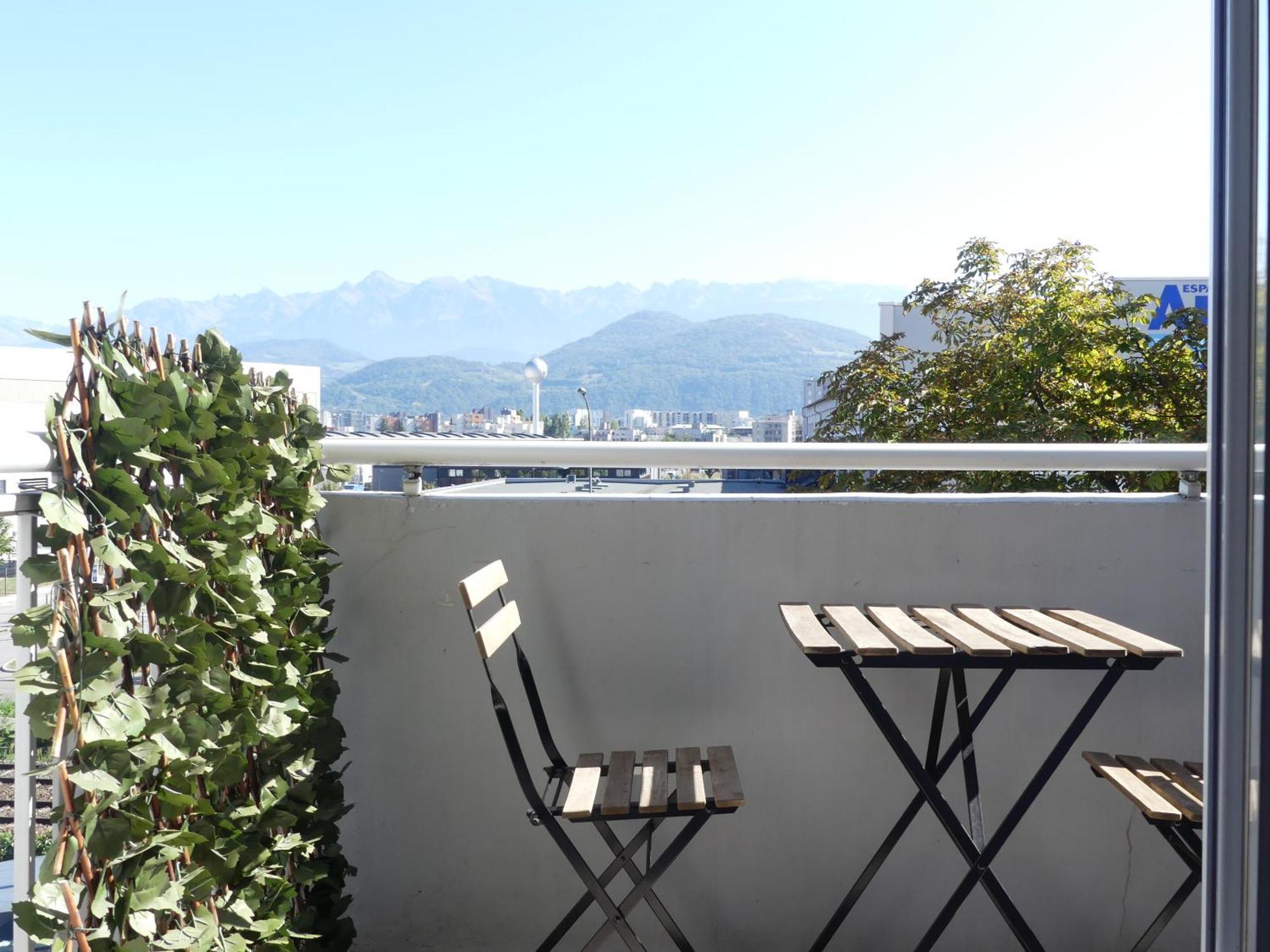グルノーブルSuperbe Duplex Avec Parking Gratuitアパートメント エクステリア 写真